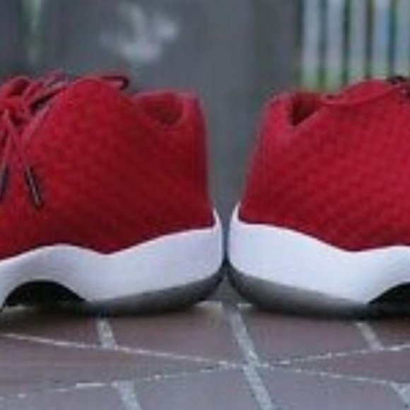 Air Jordan~ NWOT Future Gym Red Size 10 - Picture 2 of 7